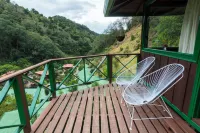 Trogon Lodge - Mountain view