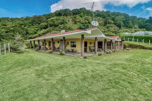 Dog-friendly, Secluded, Game Room: Dota Mountain - Wifi