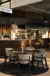 Ibis Tilburg - Bares