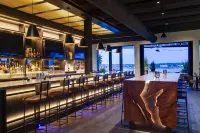 Canopy by Hilton Portland Waterfront - 4-Star