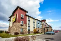 My Place Hotel-Fargo, ND - parking