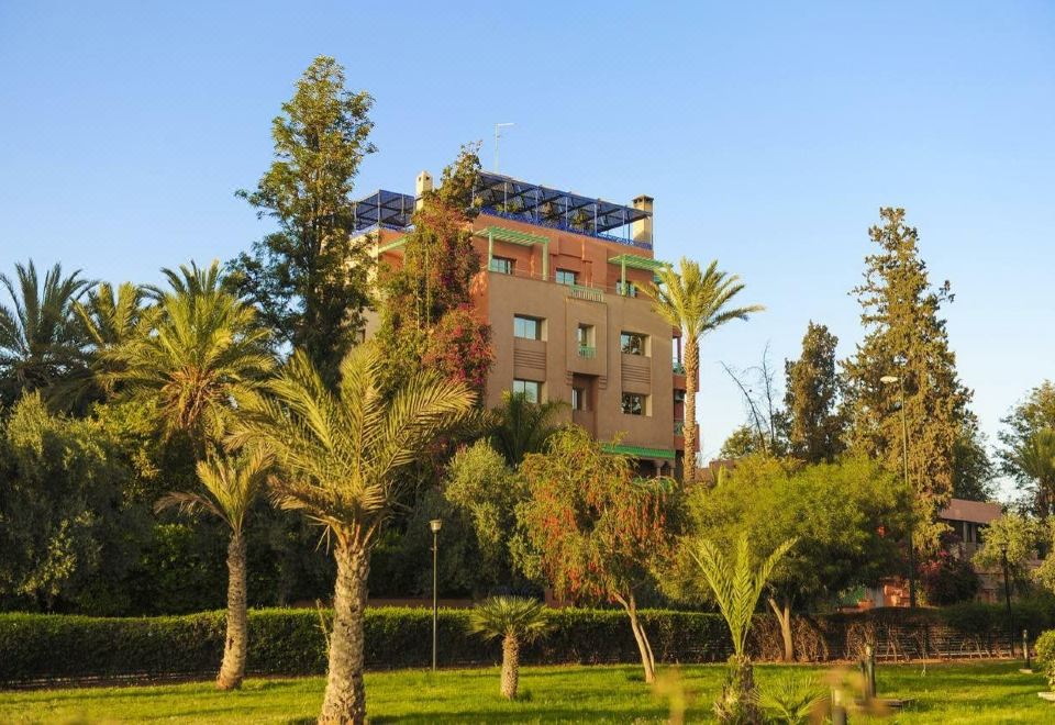 hotel overview picture