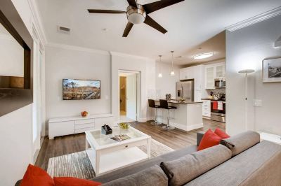 Other #1 Location - Fast Wifi - Work Area - 2Br/2.5 Bath - Free Parking (FV1) Photo