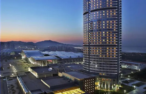 煙台南山皇冠假日酒店