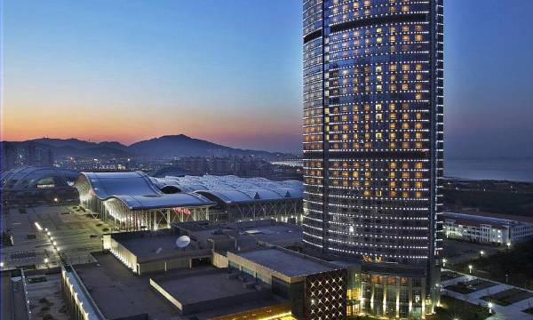 Crowne Plaza Yantai Sea View