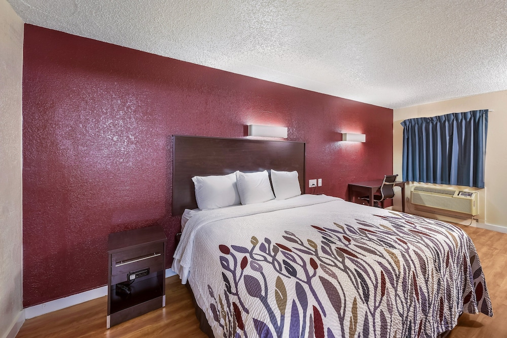 Red Roof Inn Plano