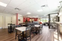 Econo Lodge Dayton North Hotels in Dayton