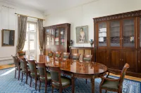 Károlyi Kastély Hotel & Restaurant Отели в г. Секешфехервар
