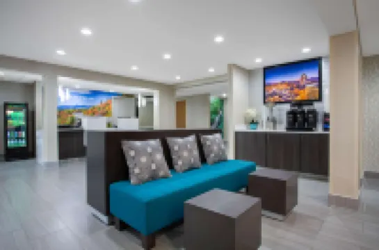 La Quinta Inn & Suites by Wyndham Roanoke Salem Hoteles en Salem