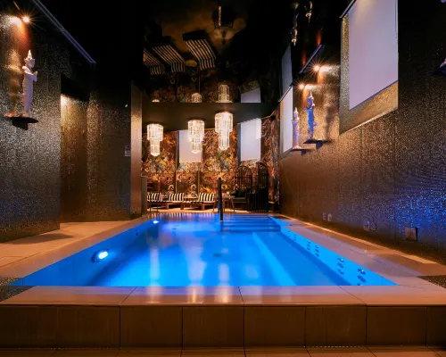 Radisson Blu Boutique Hotel, Madrid Prado Hotels near Police