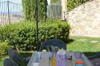 House with Private Garden in the Crete Senesi