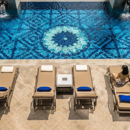 Four Seasons Hotel Jakarta