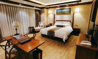 Yajiang Jinzang Hotel