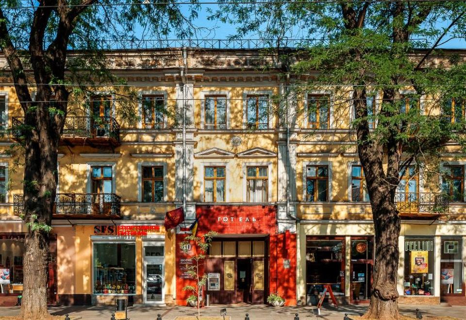 hotel overview picture