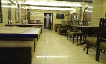 Ashoka Hotel & Restaurant