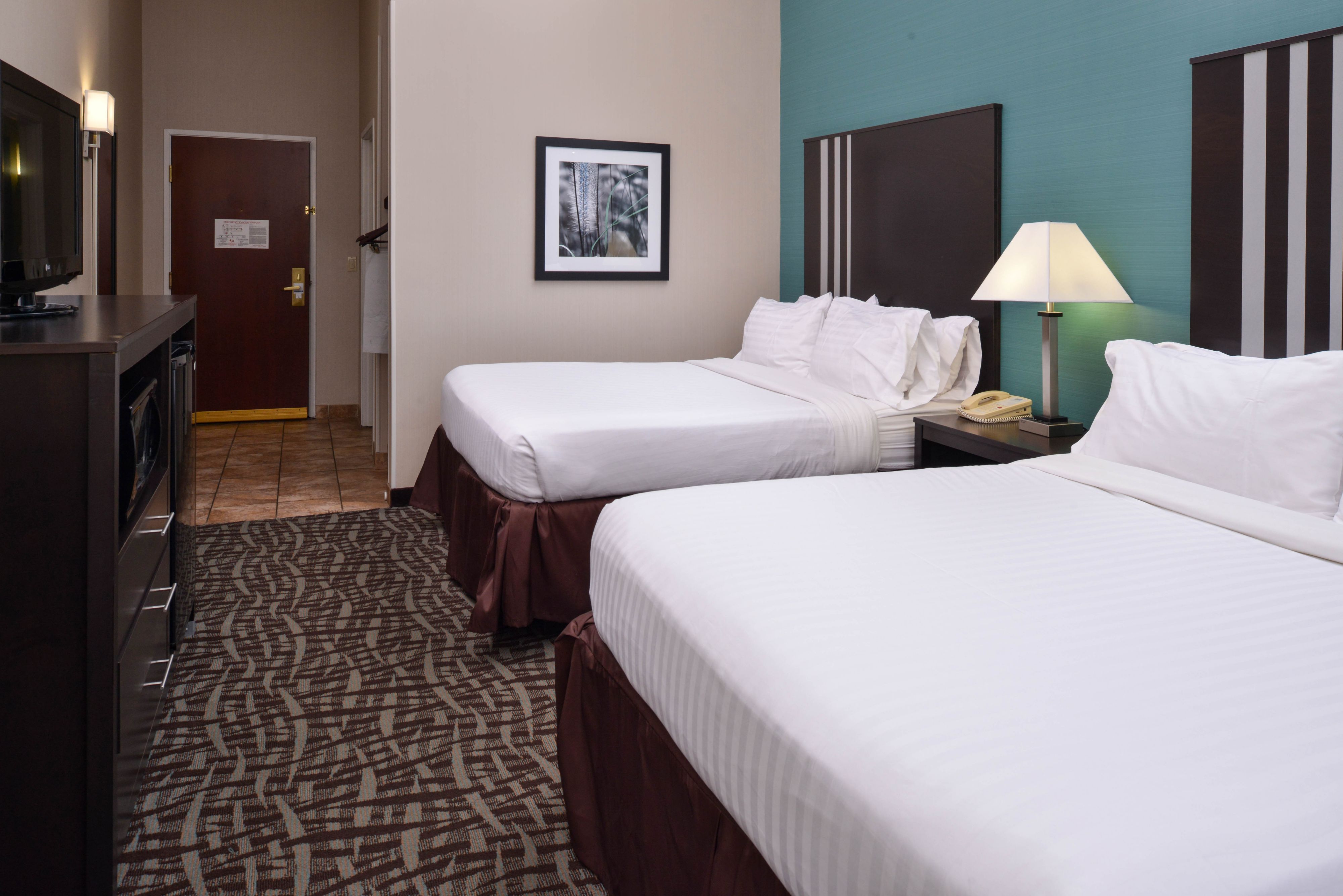 Holiday Inn Express & Suites North Lima, an Ihg Hotel