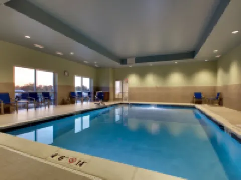 Holiday Inn Express & Suites FINDLAY NORTH by IHG Hotels in Findlay