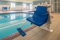 Holiday Inn Express & Suites BURLINGTON by IHG - Pools