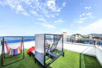 Gangneung We Pension (Anmok Coffee Street)