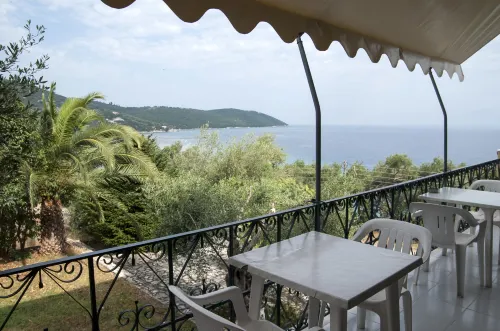 Apraos Bay Hotel in Kalamaki Beach, 3 Stars Hotel