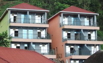 Twin and Intimate Room with Nice Balcony - View on the Lake