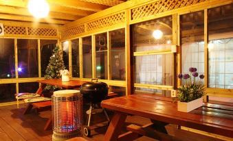 Ganghwado Kkotyanggi Badanaeeum Pension