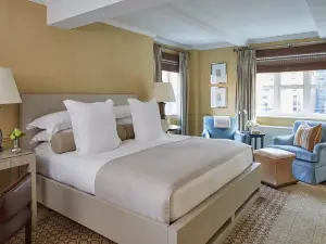 Lowell Hotel