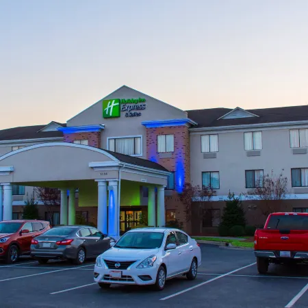 Holiday Inn Express & Suites KINSTON by IHG