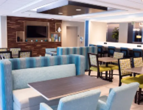 Holiday Inn Express & Suites CONOVER (HICKORY AREA) by IHG