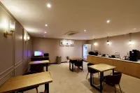 Gunsan Mari Hotel (Gyeongjang Branch)