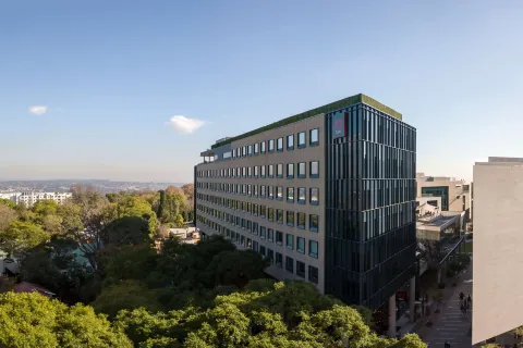 Radisson Red Johannesburg, Rosebank