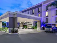 Comfort Inn & Suites St Pete - Clearwater International Airport Hotels in Pinellas County