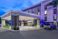 Comfort Inn & Suites St Pete - Clearwater International Airport