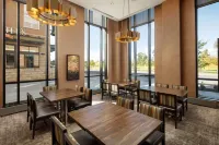 Embassy Suites by Hilton South Bend at Notre Dame - 4-Star