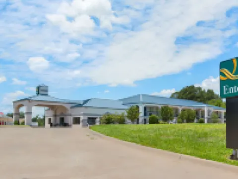 Quality Inn Carthage Hotels in Panola County