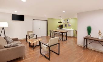 WoodSpring Suites Las Colinas - Northwest Dallas
