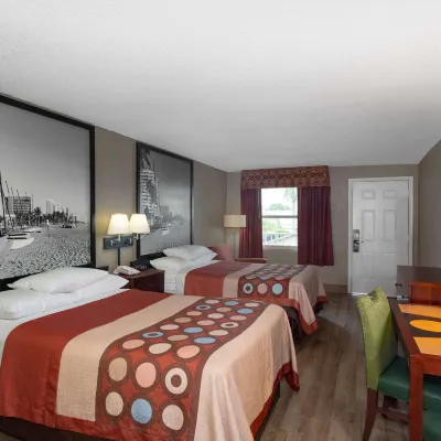 Super 8 by Wyndham Bradenton Sarasota Area Hotels near IMG Golf Academy Driving Range
