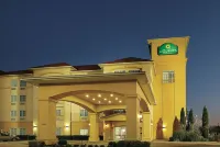 La Quinta Inn & Suites by Wyndham Dallas - Hutchins