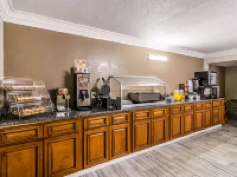 Quality Inn Hotels in Brent