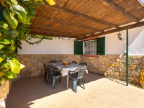 Do Castelo Hotels in Estoi