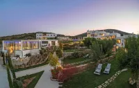 Naoussa Hills Boutique Resort - Adults Only - Ylellinen