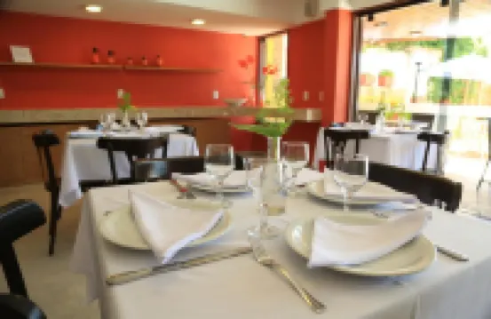 ソレイユ ガルボス ホテル