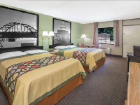 克拉克斯維爾温德姆速8酒店 克拉克斯維爾酒店