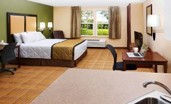 Extended Stay America Suites - Madison - Junction Court