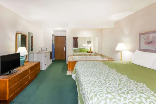 Days Inn by Wyndham Alpena Hotels in Alpena