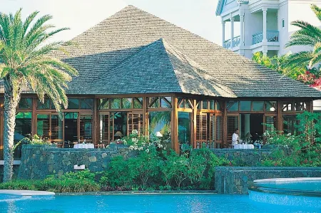The Residence Mauritius Отели в г. Катр Коко