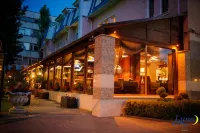 Luna Hotel