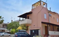 Kripis House