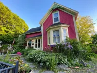 Chambers Guest House B&B Hotels in der Nähe von Canadian Coast Guard College