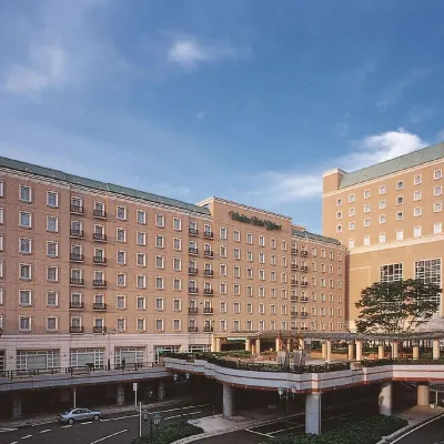 Wishton Hotel Yukari Hotels near Kotehashi Onsui Pool